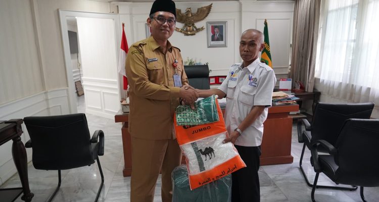 Pemkab Bogor Dorong Penduduk Inklusif, Guru SLB Dapat Hadiah Umroh