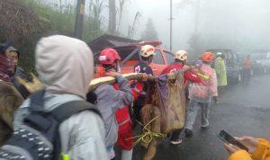 Longsor di Pekalongan, 16 Tewas, Rumah dan Jembatan Hancur
