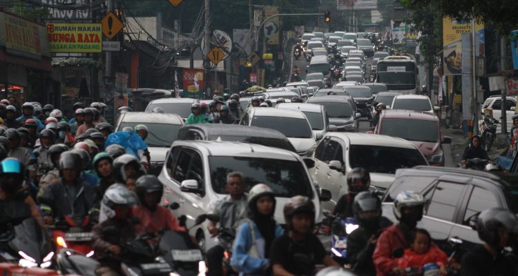 Polisi Imbau Wisatawan Puncak Patuhi Aturan, Hindarin Jalur Alternatif