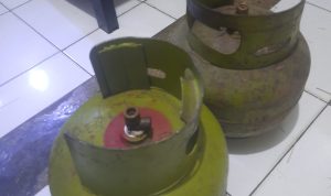 Aksi Heroik Emak-Emak Gagalkan Pencuri Tabung Gas