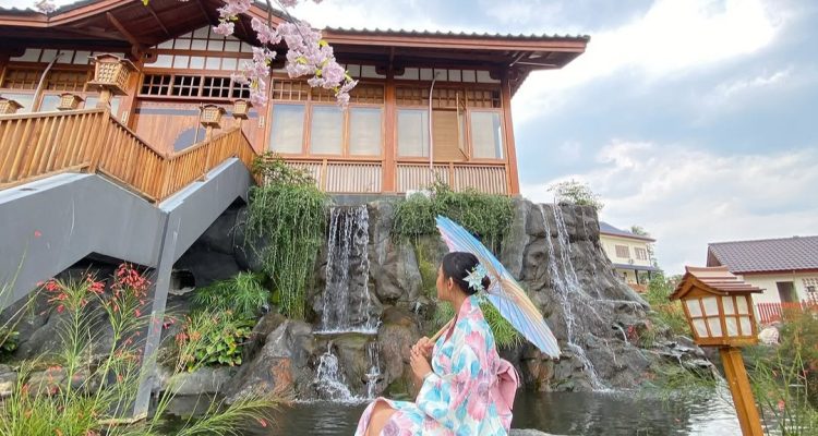 Tak Perlu ke Jepang, Nikmati Sensi Liburan Menarik Nuasa Negri Sakura di Aki Koe-En Bogor