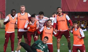 Roma Tanpa Dybala Saat Bertandang ke Parma, Soulé dan Salah-Eddine Jadi Starter