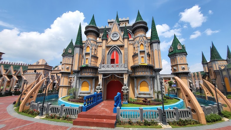 5 Wisata Viral di Bogor 2025 : Harga Tiket & Info Lengkap untuk Liburanmu