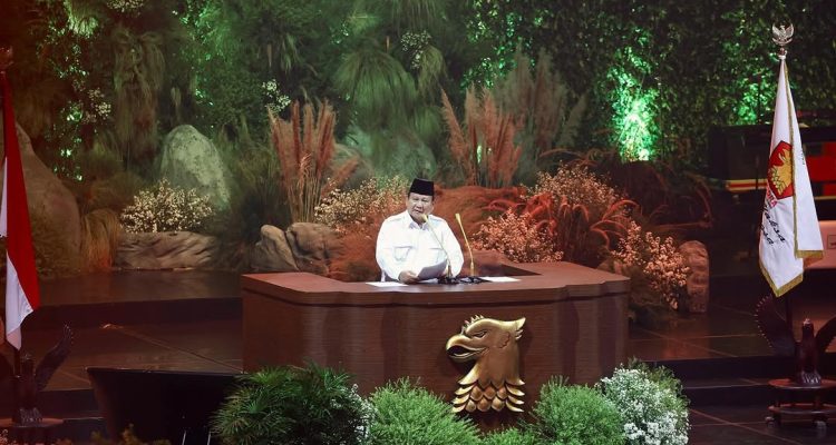Prabowo : Kabinet Harus Siap Terima Kritik Tanpa Dendam !