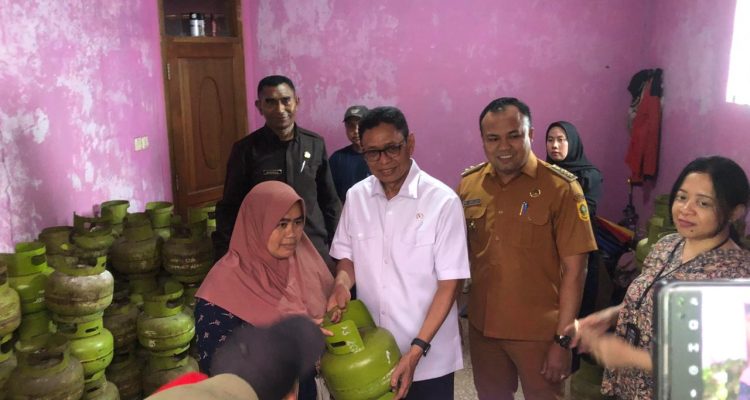 Wamen ESDM Cek Pangkalan Gas Elpiji 3 KG Didekat Kediaman Prabowo