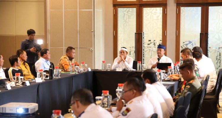 Dedi Mulyadi Siapkan Dua Solusi Atasi Jalur Tambang Parungpanjang