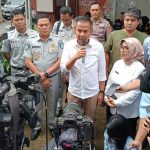 PJ Gubernur Jawa Barat Kunjungi Korban Tabrakan Beruntun Tol Ciawi