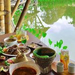 Cicipi Lezatnya Masakan Sunda di Saung Apung Cileungsi