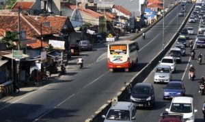 Kebijakan One Way Telah Diberlakukan, Kendaraan dari Jawa ke Jakarta Dialihkan Melalui Arteri Cirebon