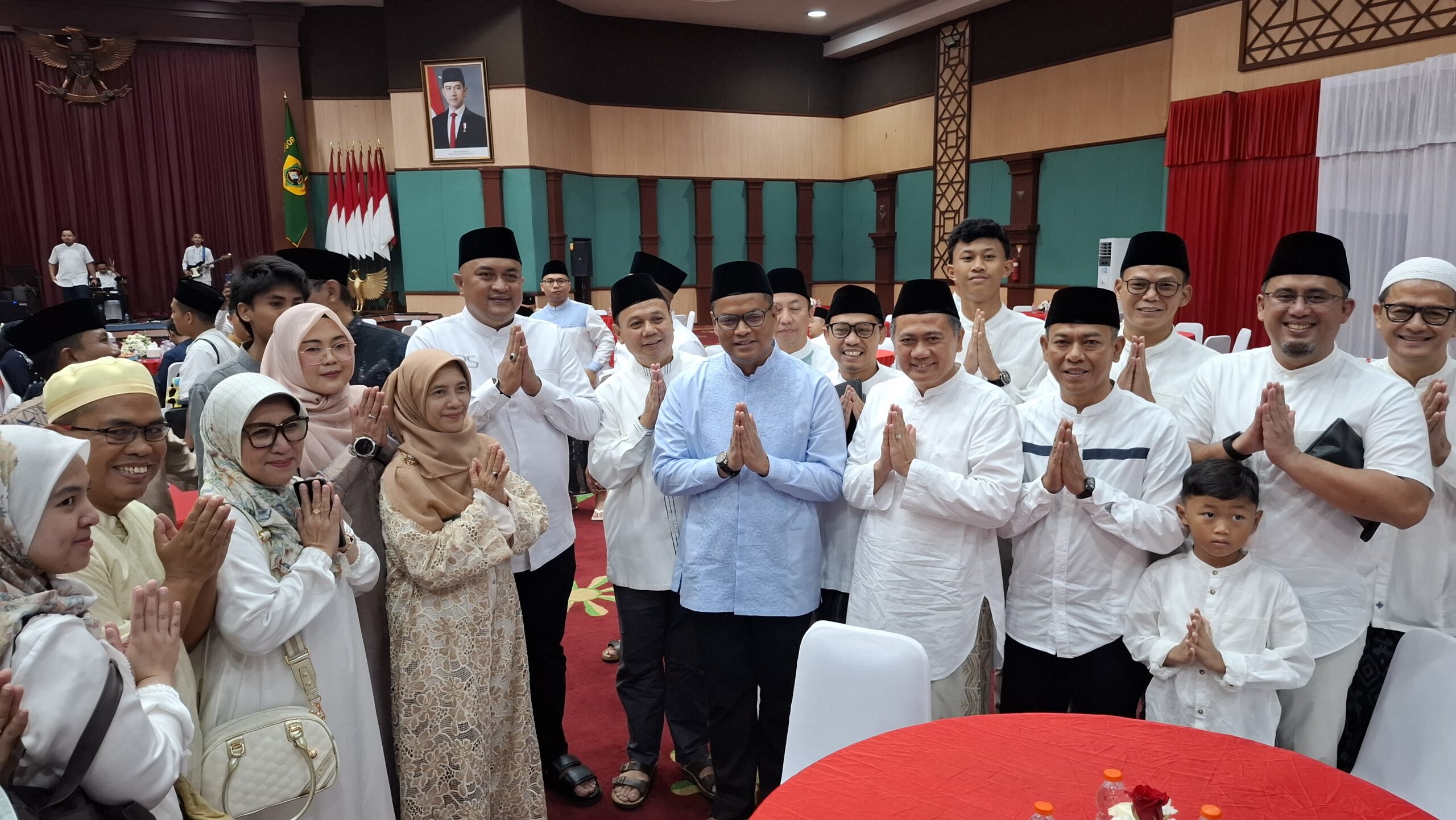 Tanpa Sekat, Bupati Bogor Bercengkrama Masyrakat Kabupaten Bogor
