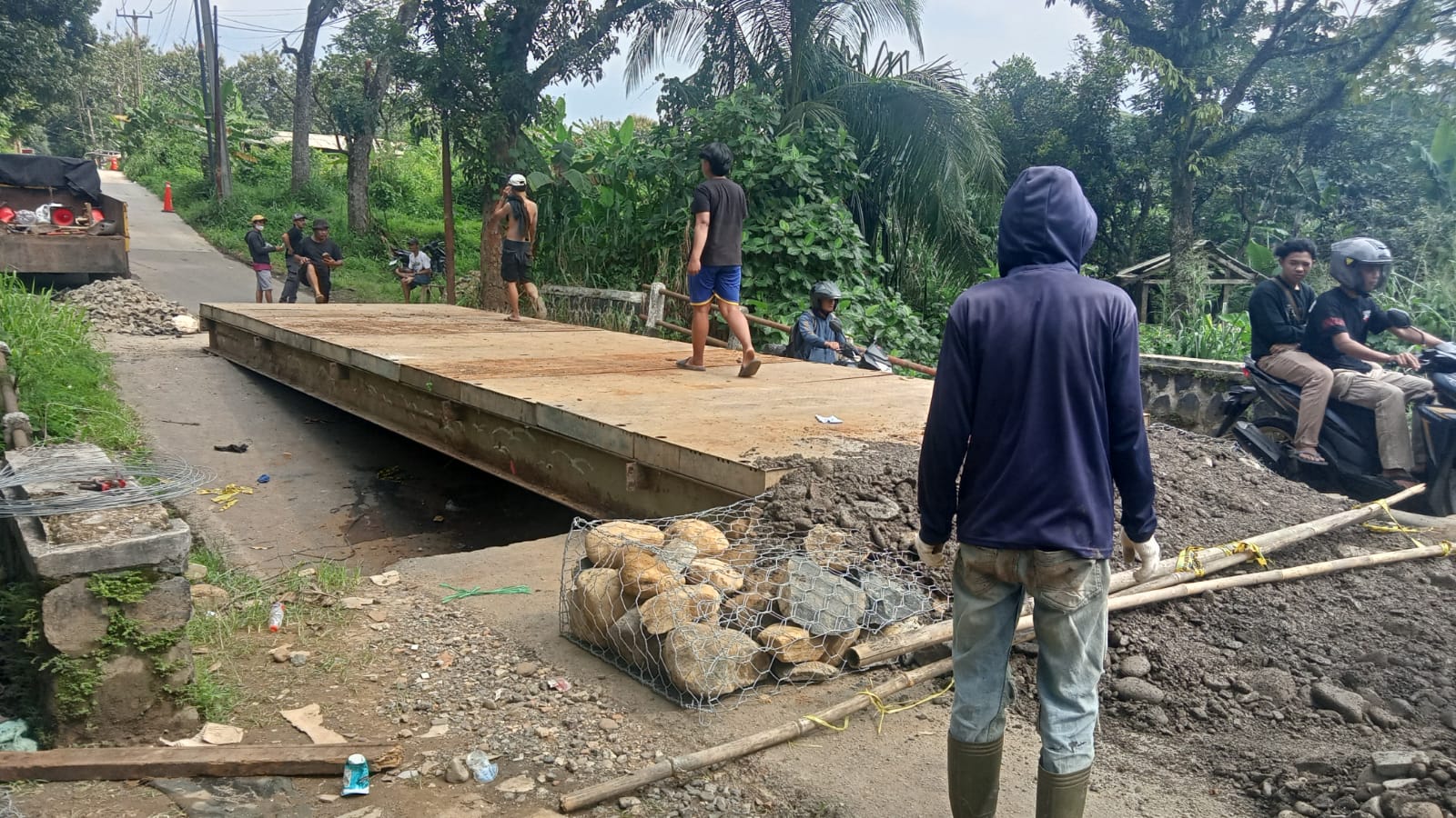 Jembatan Bailey di Jalan Citeurup- Sukamakmur Segera Rampung, Warga Bisa Gunakan Hari Senin
