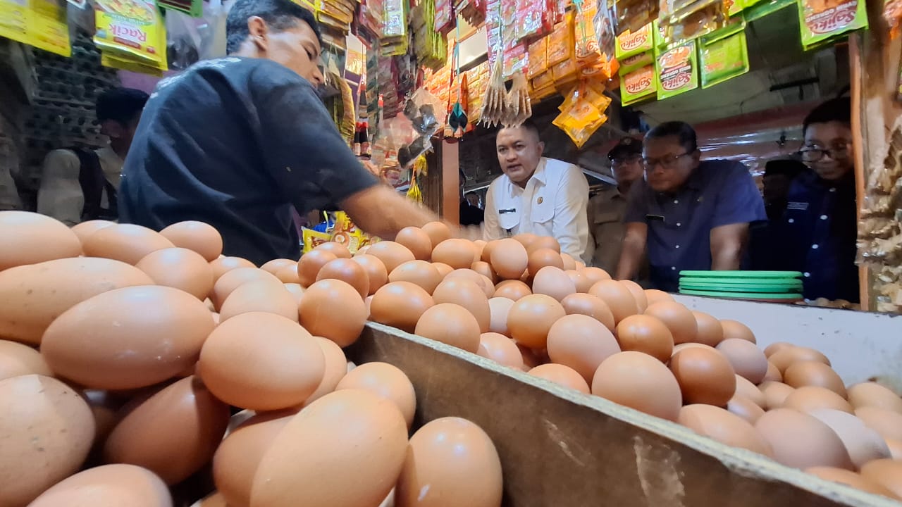 Dinas Perindustrian dan Perdagangan (Disperindag) Kabupaten Bogor akan gencar melakukan operasi pasar.
