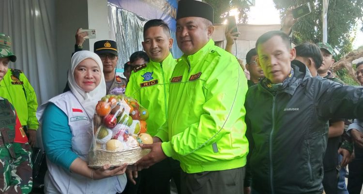 Bupati Bogor Rudy Susmanto Tinjau Tiga Posko Keamanan Jelang Lebaran