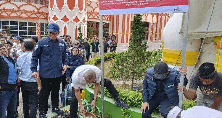 Gubernur Jabar Bongkar Wisata Hibisc Fantasy Puncak