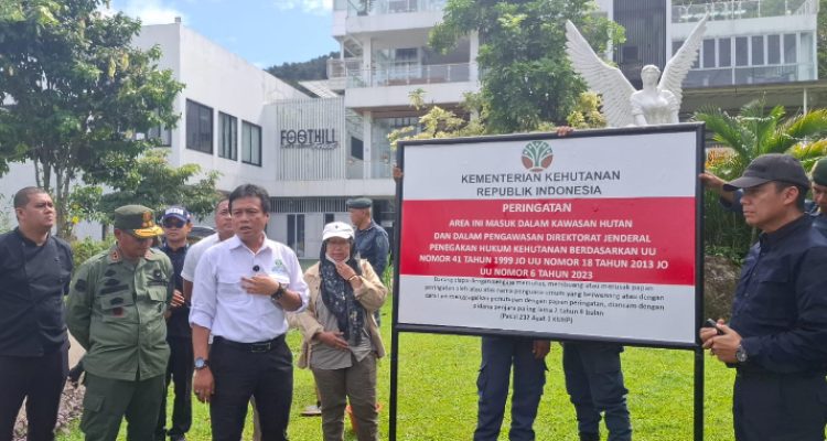 Kemenhut Segel 10 Bangunan Ilegal di Kawasan Sentul dan Jonggol