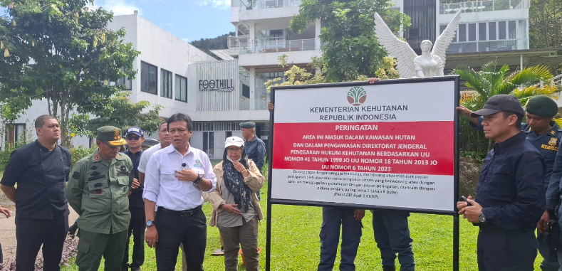Kemenhut Segel 10 Bangunan Ilegal di Kawasan Sentul dan Jonggol