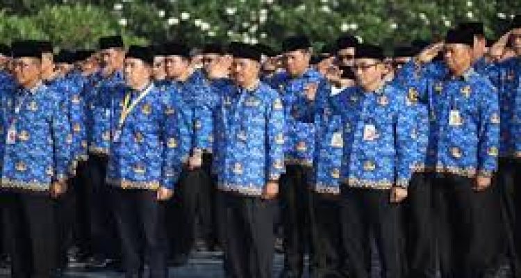 Prabowo Siapkan Anggaran Rp 50 T untuk THR PNS 2025
