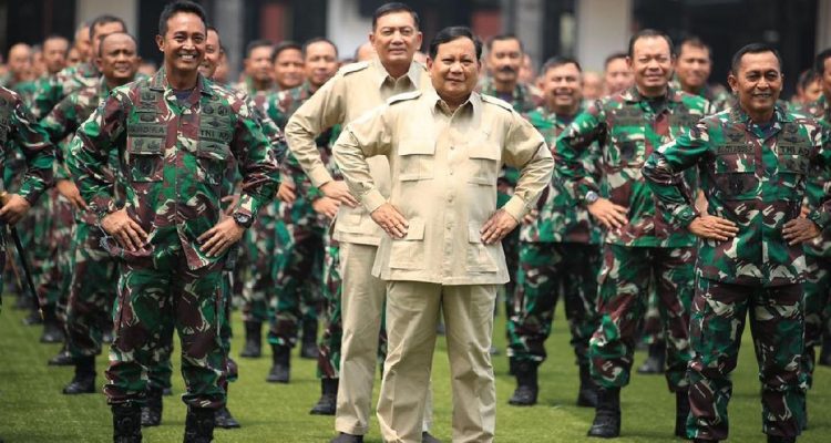 Prabowo Mengusulkan Revisi UU TNI, TNI Aktif Bisa Menjabat Lagi di Kementrian/Lembaga