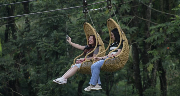 Enchanting Valley : Destinasi Wisata Viral dengan Wahana Spektakuler