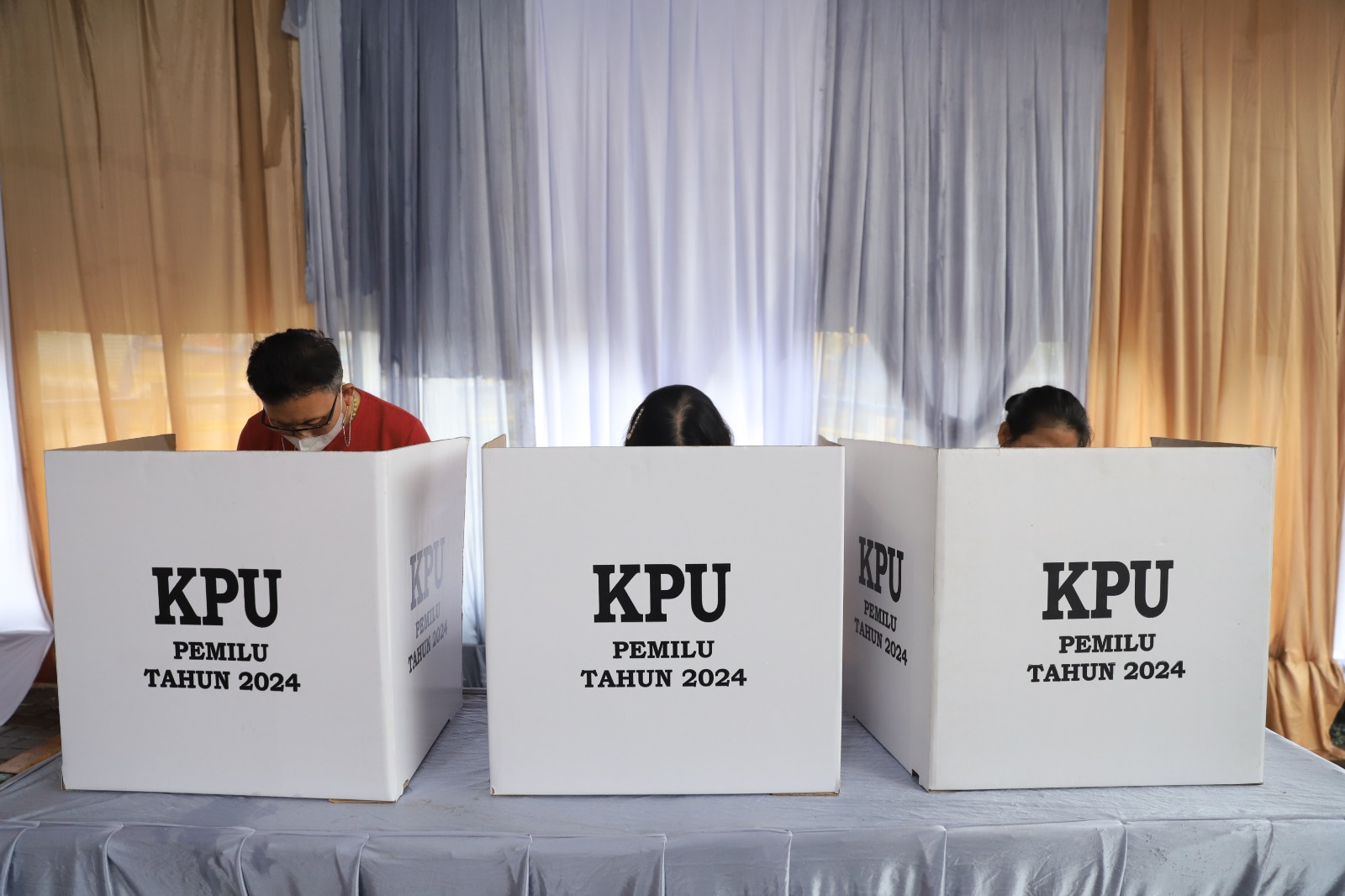 KPU Laksanakan Pungutan Suara Ulang Pilkada di 10 Daerah