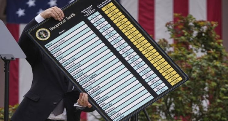 RI Ajak ASEAN Negosiasi Tarif Impor Trump dengan AS