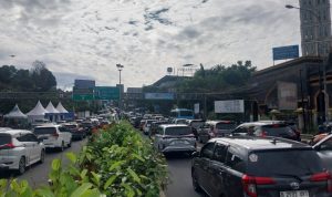 10 Ribu Kendaran Melintas di Jalur Puncak Pagi ini.