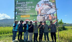 Yayasan Bhakti Bela Negara Ikut Panen Raya Bareng Presiden : Kembangkan Tamanan Padi Secara Organik