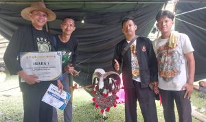 Kisah Asep dan Domba Montaya : Dirawat Sejak Kecil, Bakal Dijual 50 Juta