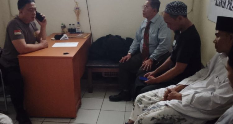 Kiyai di Caringin Dilaporkan Ke Polisi, Diduga Tipu Jamaahnya Naik Haji Tanpa Antre Pakai Visa Ummul