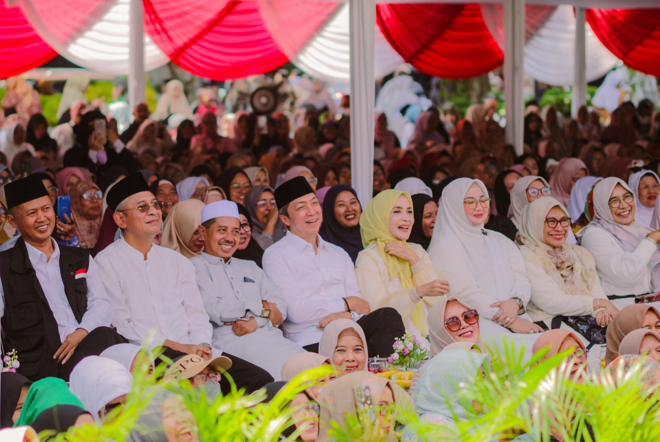 Ratusan Warga Hadiri Halal Bihalal Pemkot Bogor di Alun-Alun Kota