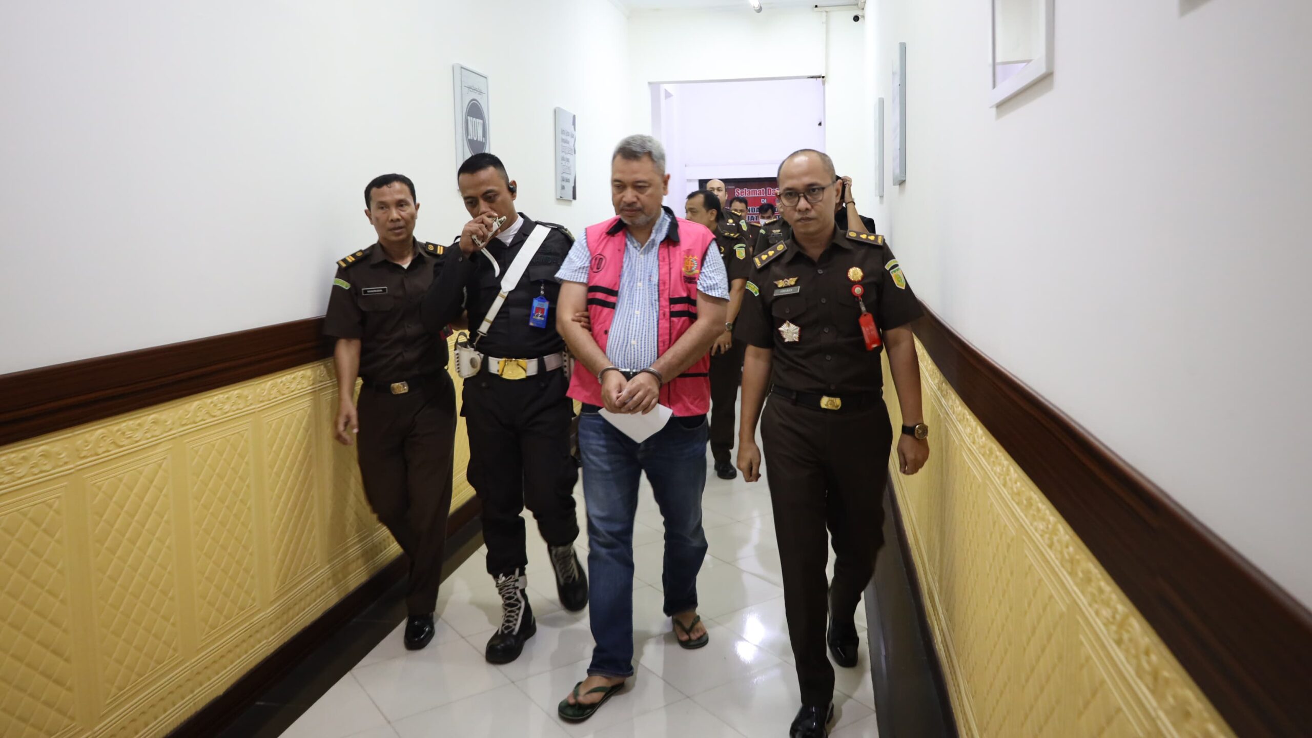Kejati Banten Tahan Direktur PT EPP Terkait Dugaan Korupsi Pengelolaan Sampah