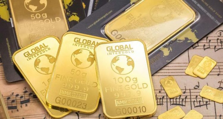 Harga Emas Melonjak, Prediksi Ekonomi RI Terancam 