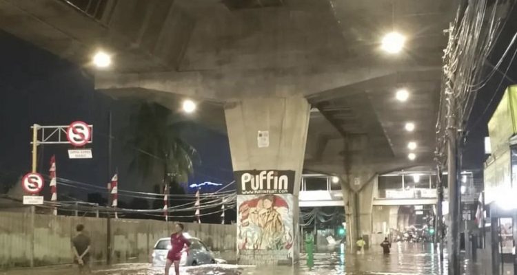 Hujan deras mengguyur Jakarta, Banjir Melanda Cipulir Jaksel