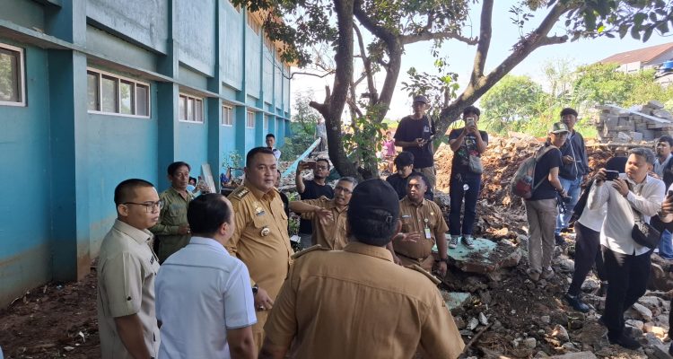 Bupati Bogor Evaluasi Izin Perumahan yang Diduga Sebabkan Banjir di SDN Cipayung 01 Cibinong