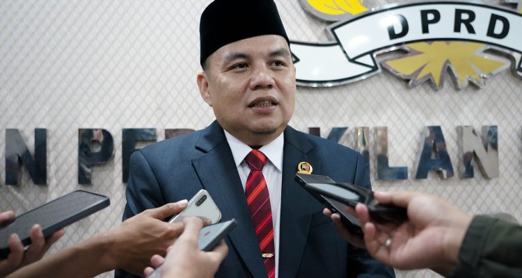 Ketua DPRD Kota Bogor Tegaskan Pentingnya Sikap Berpihak kepada Buruh